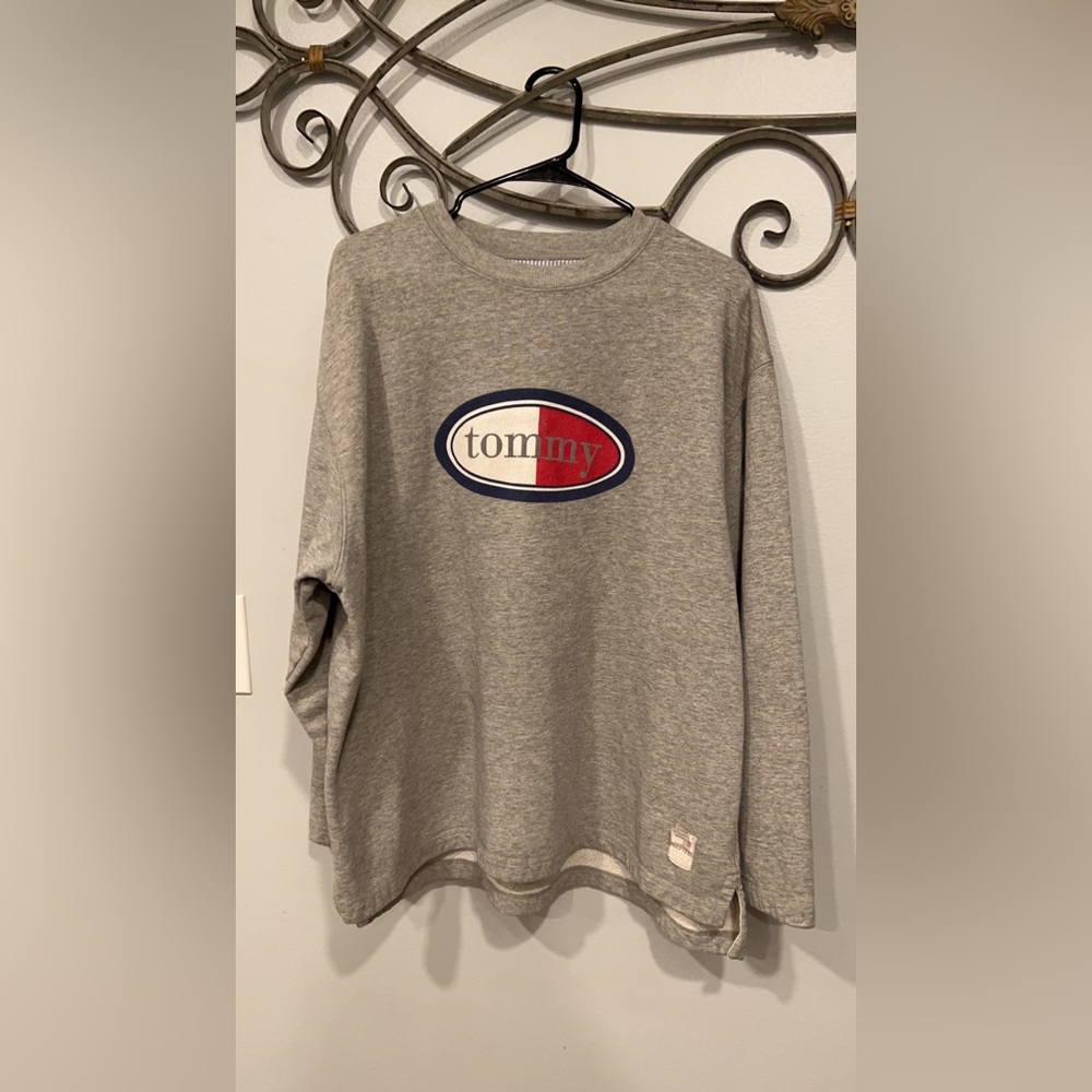 Vintage Tommy Hilfiger Sweatshirt cotton polyester blend
